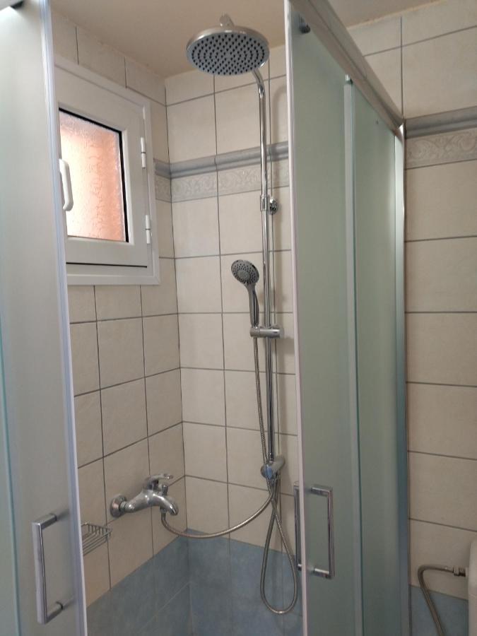 Villa Serenity Vóvikes Eksteriør billede
