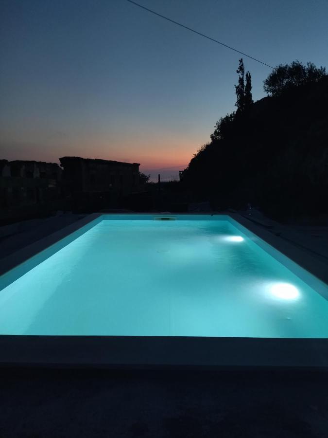 Villa Serenity Vóvikes Eksteriør billede